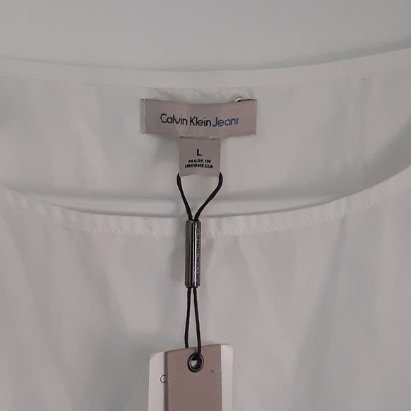 Calvin Klein Shirt - Picture 4 of 4